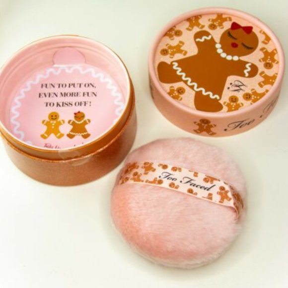 Too Faced Gingerbread Sugar Kissable Body Shimmer - Picture 2 of 2